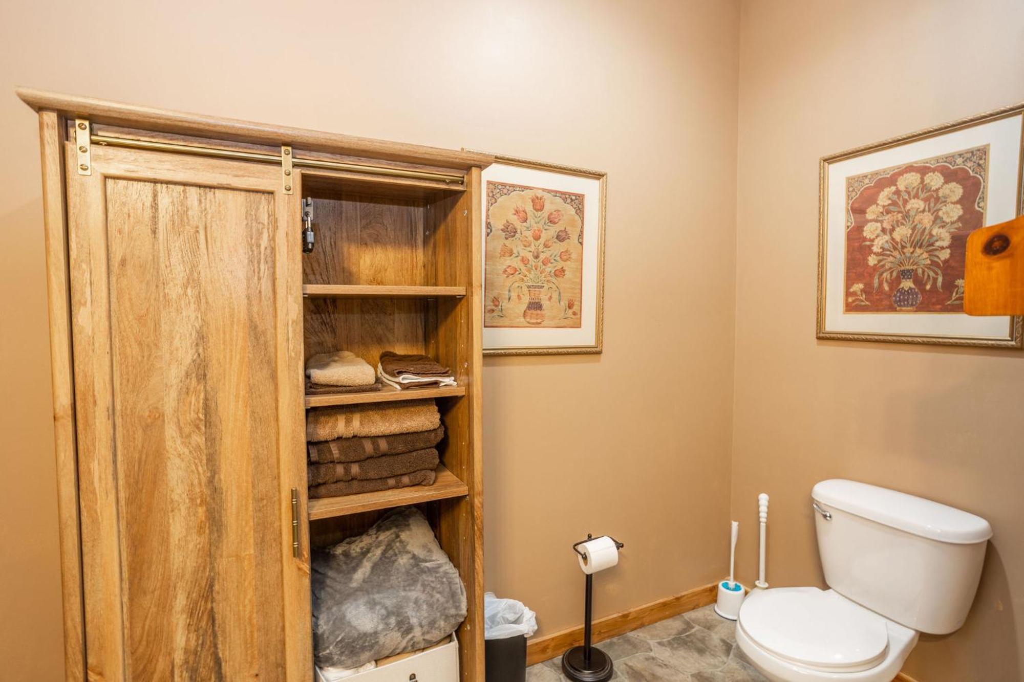 The Treehouse At The Rustic Retreat Hotell Nashville Exteriör bild