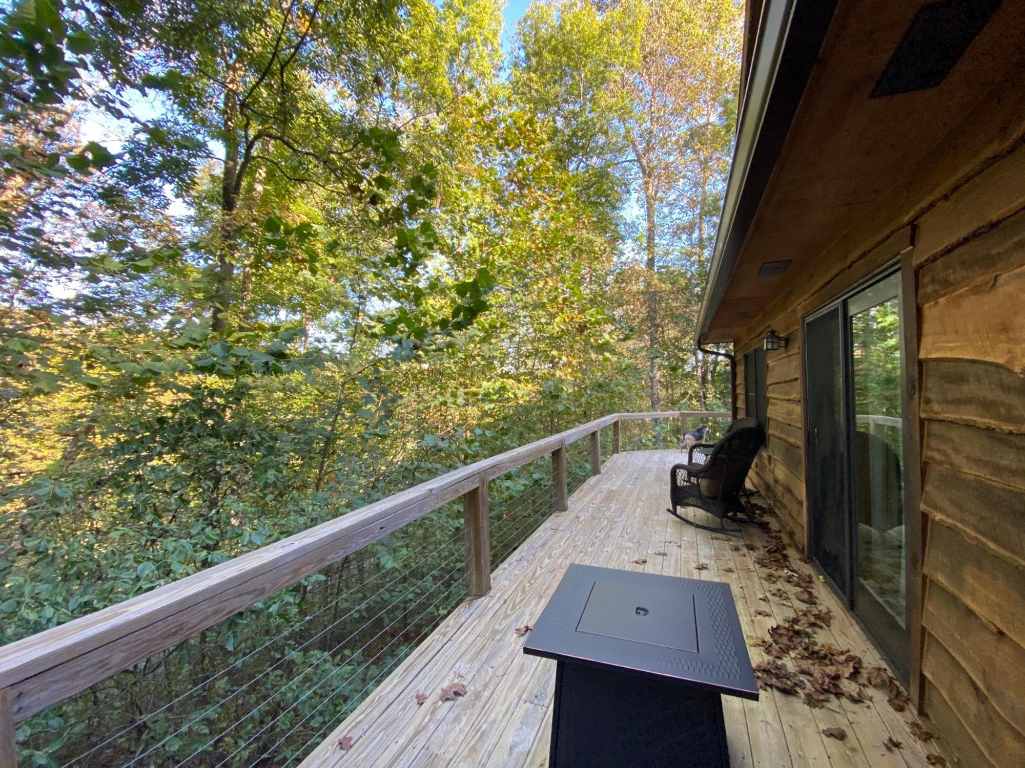 The Treehouse At The Rustic Retreat Hotell Nashville Exteriör bild